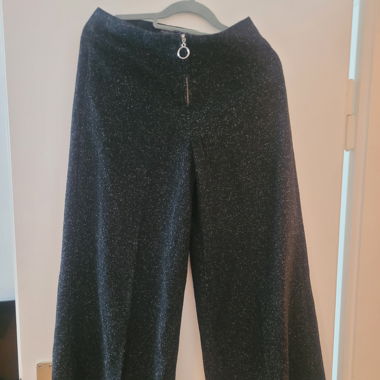 Schwarze Culotte Hose