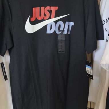 T-shirt Nike noir
