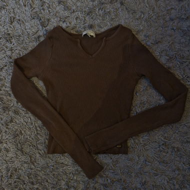 Long sleeve top braun