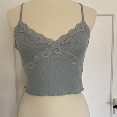 turquoise/blue top
