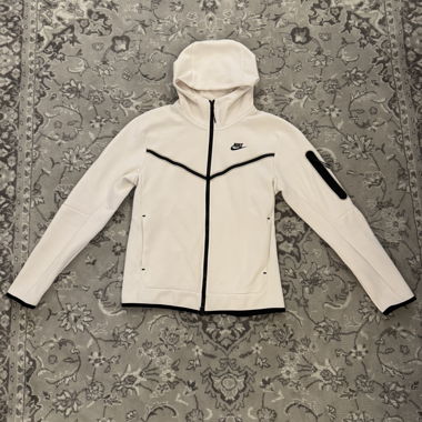 Nike Tech Fleece Weiss