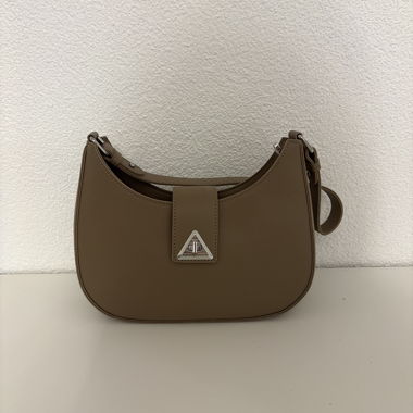 Braune Schultertasche