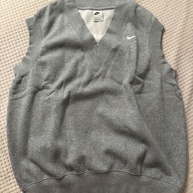 Ärmelloser Nike-Pullover