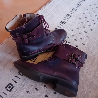 Schnürboots