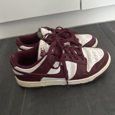 Nike Sneakers bordeaux/white
