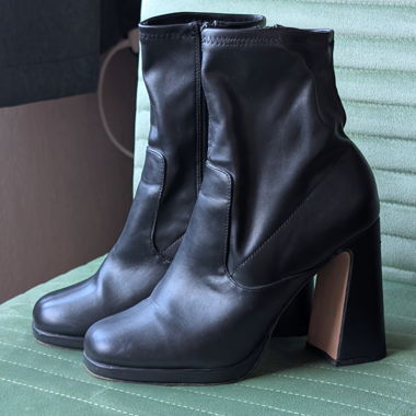 Schwarze High Heel Stiefeletten