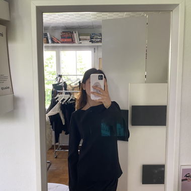 super chic black longsleeve top