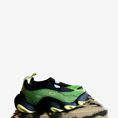 OAKLEY SANDALS FLESH GREEN limited edition 