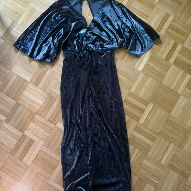 Schöne Zara Samtkleid XS Neu
