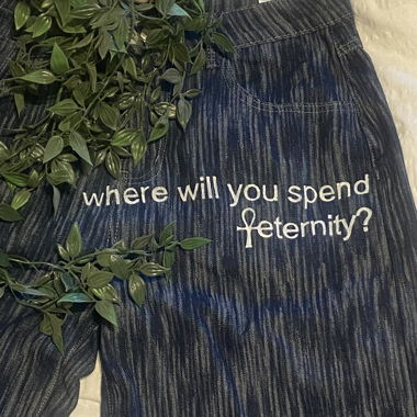 Short avec citation « Éternité »