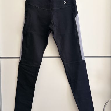 Schwarze Sportleggings