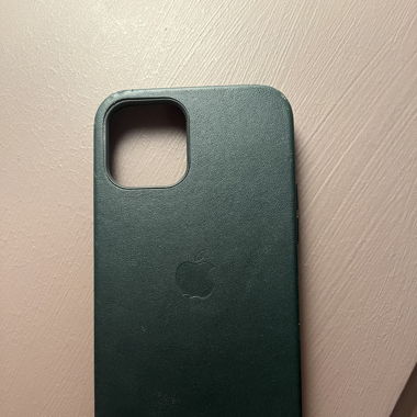 Coque iPhone 15 originale avec MagSafe