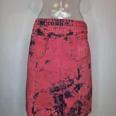 Jupe en denim Guess avec effet délavé