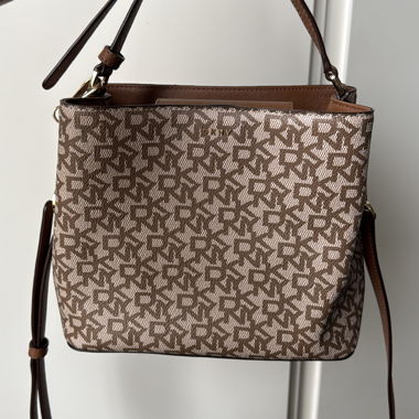 Borsa a tracolla monogramma marrone