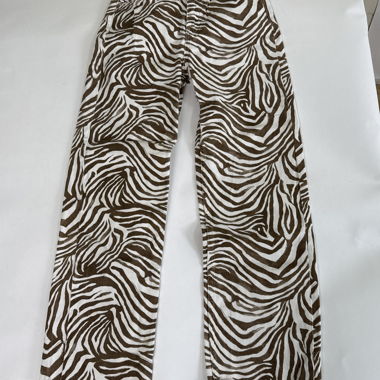 Jeans mit Zebra-Muster