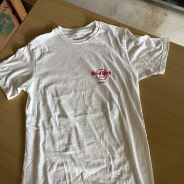 Hard rock cafe tshirt