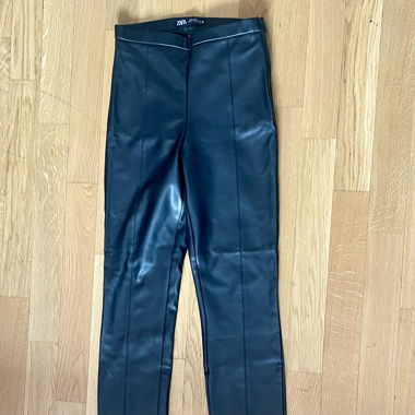 Pantalon cuire noir 