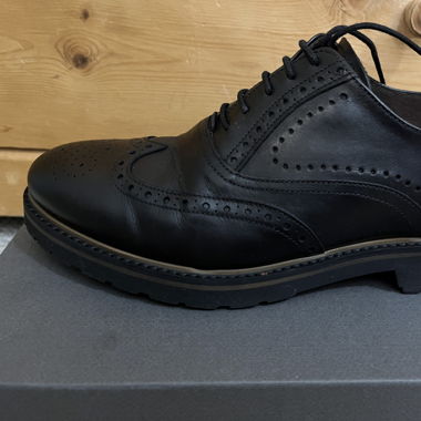 Nero Giardini 38