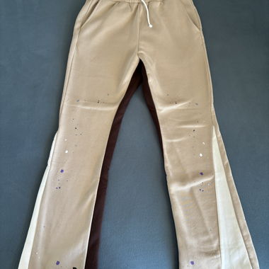 Pantalon de jogging beige évasé