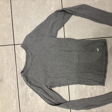 Hollister top