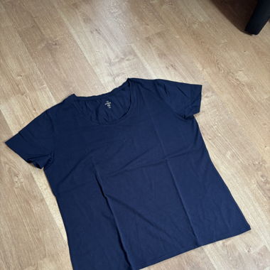 T-shirt bleu marine 