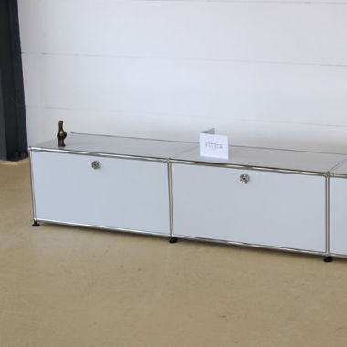 USM Lowboard  Lichtgrau