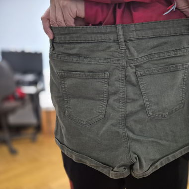 Short a vendre