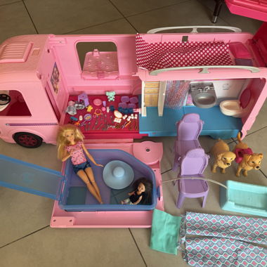 Barbie DreamCamper