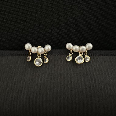 Freshwater pearl earrings 