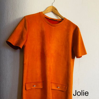 Jolie robe en daim 