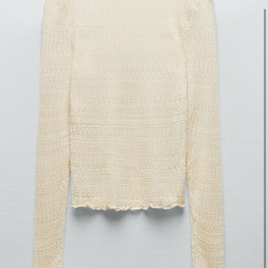 Leicht transparentes Stricktop in Creme
