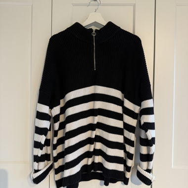 Lamarel Pullover gestreift schwarz / weiss