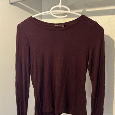 Top a maniche lunghe bordeaux