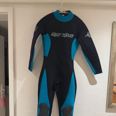 Wetsuit