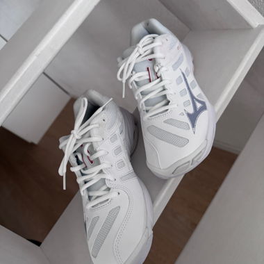 Mizuno Sport Sneakers