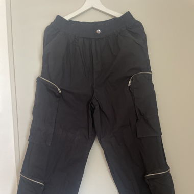 Pantaloni cargo neri