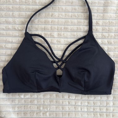 Black bikini top