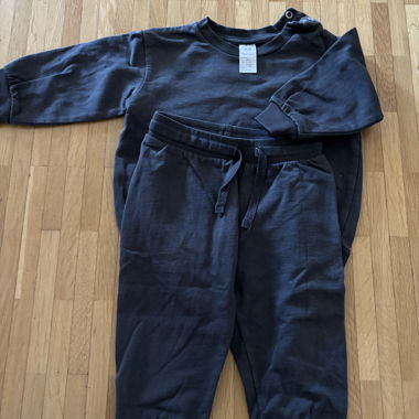 Kids set of sweatshirt and pants