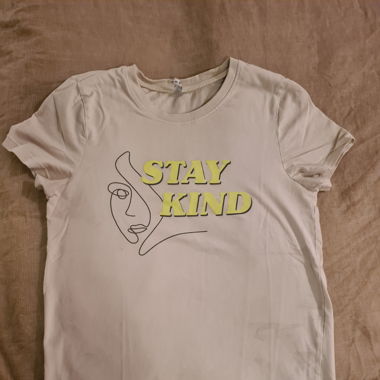 T-shirt Stay kind beige