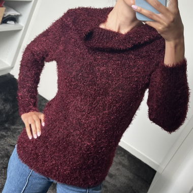 Pull en maille bouclée bordeaux