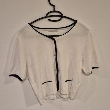 Kurzer weisser Cardigan Maison de Roem