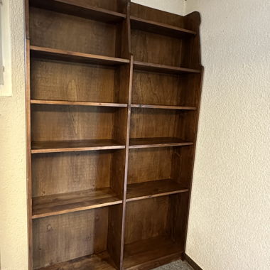 Solid wood bookshelf 
