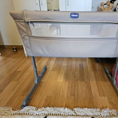 Chicco Next2Me Baby Bed and Mattress 