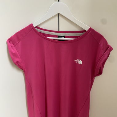T-shirt / The North Face