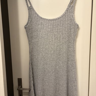 Robe grise