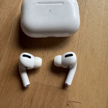 Apple AirPods Pro 1st Generation