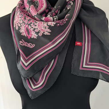edc quadratisches Halstuch grau und rosa