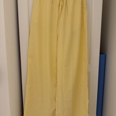 Pantalon jaune ample