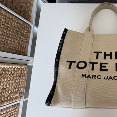Marc Jacobs THE TOTE BAG