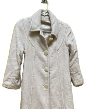 Manteau vintage crème aux boutons effet ivoire